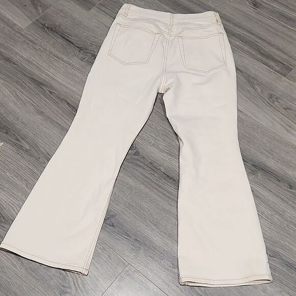 Happy Nature High Rise Cropped Boot Ivory Jeans - Picture 8 of 8